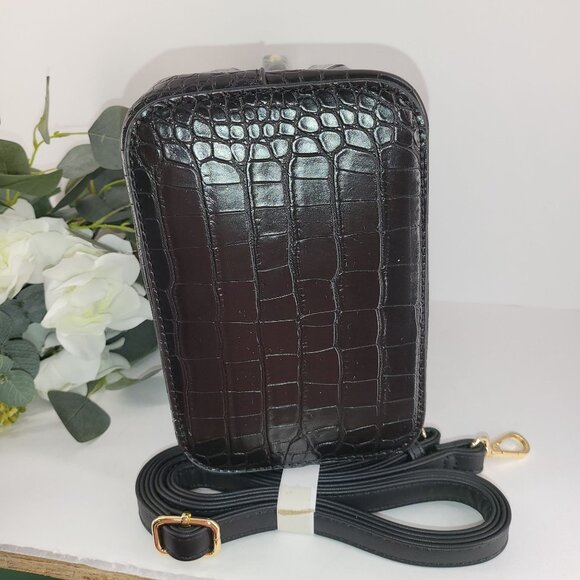 Aota Black Crocodile Pattern Vegan Leather Bucket Bag Gold Hardware & Adjustable - Picture 4 of 12
